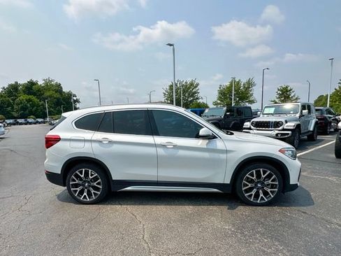 Used 2021 BMW X1 sDrive28i w/ Convenience Package FWD image 15