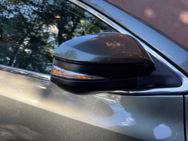 Used 2018 Toyota Highlander XLE AWD/4WD image 50