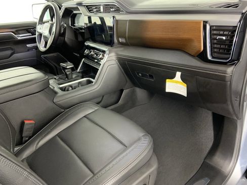 Used 2025 GMC Sierra 1500 Denali image 31