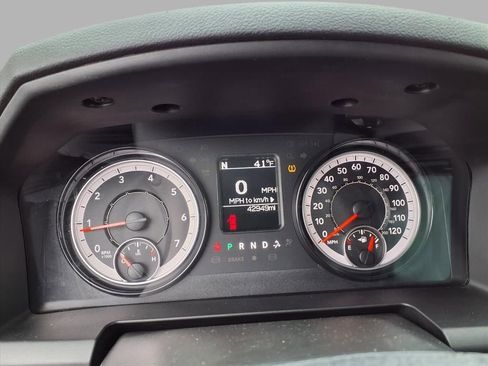 Used 2024 RAM 1500 Classic SLT image 14