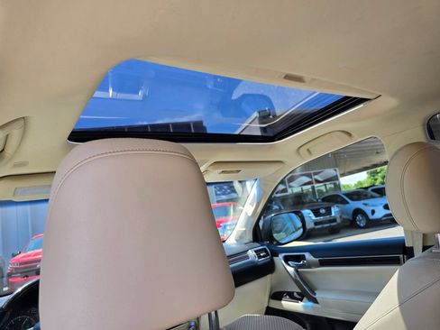 Used 2020 Lexus GX 460 Premium AWD/4WD image 6