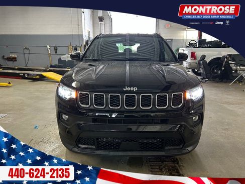 New 2026 Jeep Compass Latitude image 8
