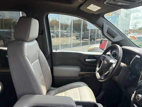 Used 2019 Chevrolet Silverado 1500 LT w/ Texas Edition AWD/4WD image 10