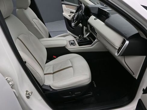 Certified 2024 MAZDA CX-90 3.3 Turbo w/ Premium Plus Pkg image 29