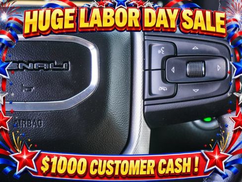 Used 2023 GMC Yukon Denali AWD/4WD image 16