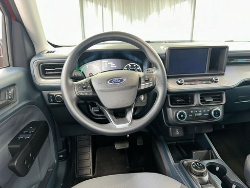 Used 2024 Ford Maverick XL image 2