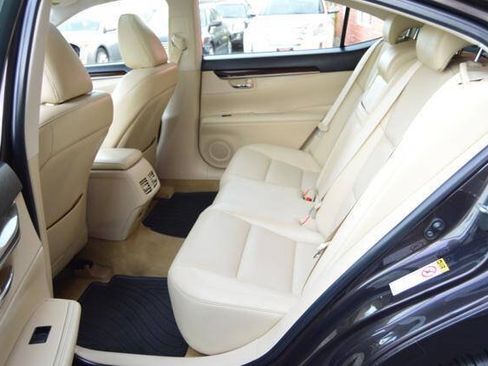 Used 2014 Lexus ES 350 w/ Premium Package FWD image 42