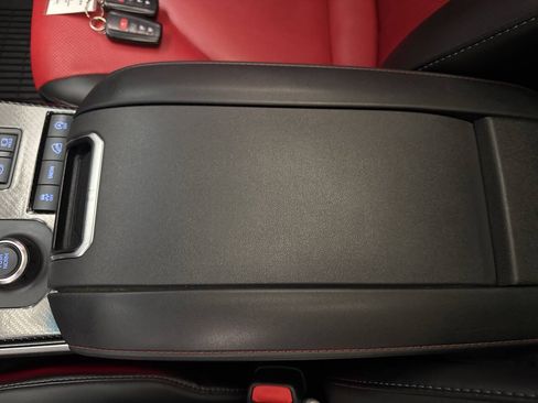 Used 2021 Toyota Highlander XSE AWD/4WD image 28