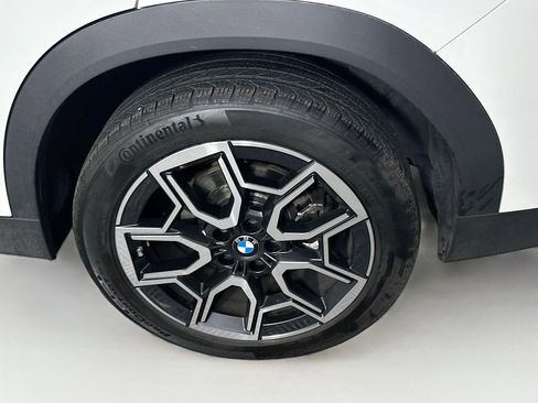 Used 2025 BMW X2 xDrive28i image 11