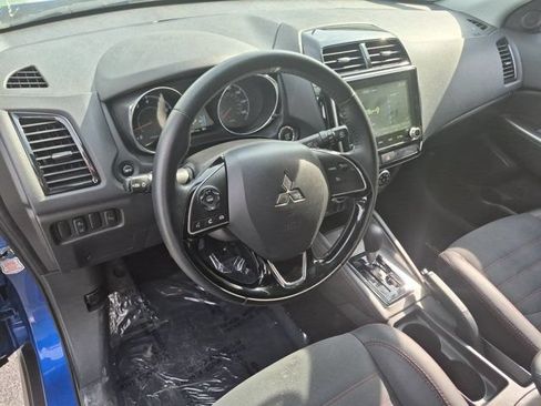 Used 2025 Mitsubishi Outlander Sport SE AWD/4WD image 15
