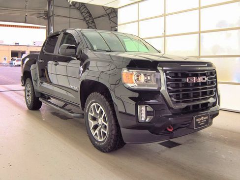 Used 2021 GMC Canyon AT4 w/ Driver Alert Package AWD/4WD image 5