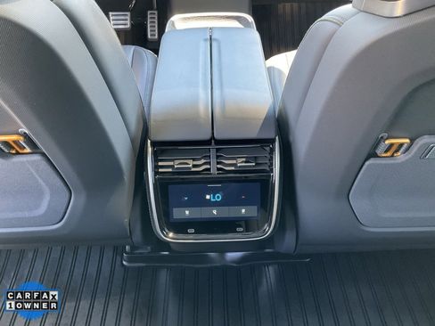 Used 2022 Rivian R1T Launch Edition image 27