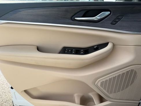 Used 2023 Jeep Grand Cherokee L Limited image 21