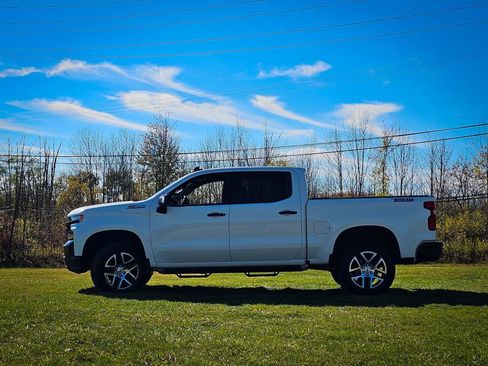 Used 2020 Chevrolet Silverado 1500 LT Trail Boss image 8