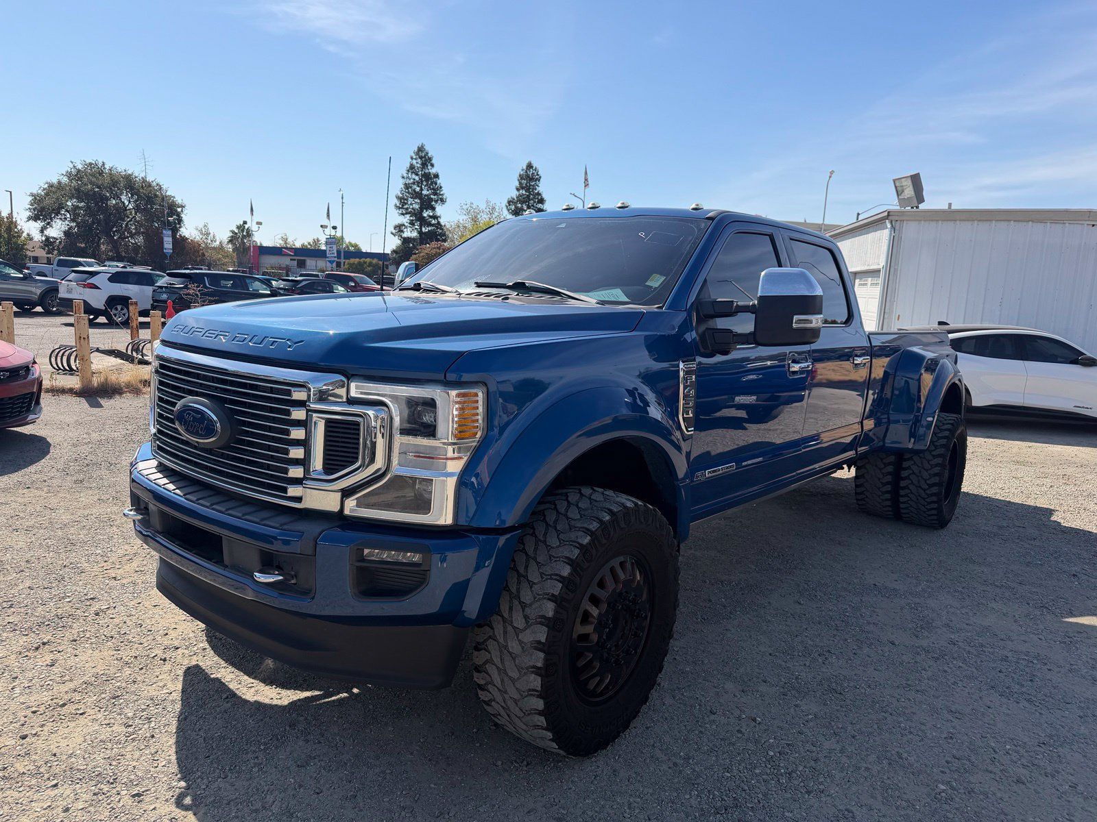 Used 2022 Ford F450 Platinum w/ FX4 Off-Road Package AWD/4WD image 1