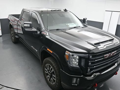Used 2022 GMC Sierra 2500 AT4 w/ AT4 Premium Plus Package AWD/4WD image 10
