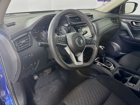 Used 2018 Nissan Rogue SV FWD image 9