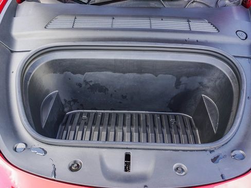 Used 2022 Tesla Model Y Performance image 27