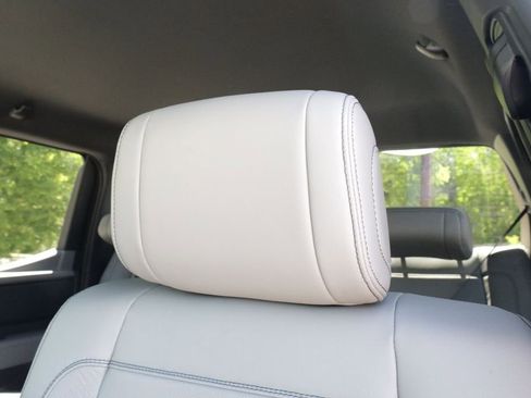 New 2026 Toyota Tundra Limited AWD/4WD image 25