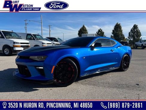 Used 2018 Chevrolet Camaro SS image 1
