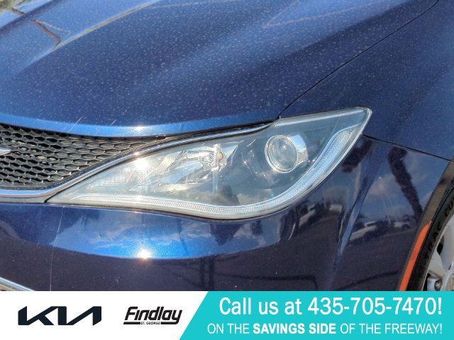 Used 2017 Chrysler Pacifica Touring-L Plus FWD image 10