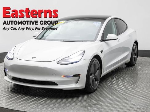 Used 2020 Tesla Model 3 Long Range image 1