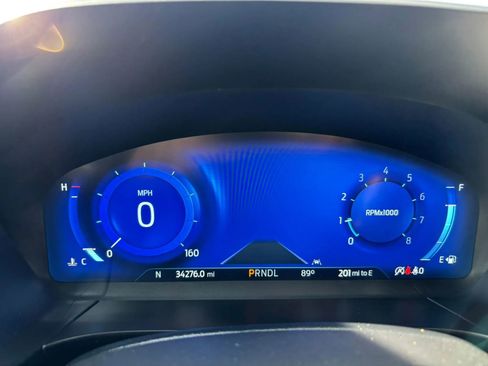 Used 2021 Ford Escape Titanium w/ Titanium Elite Package AWD/4WD image 12