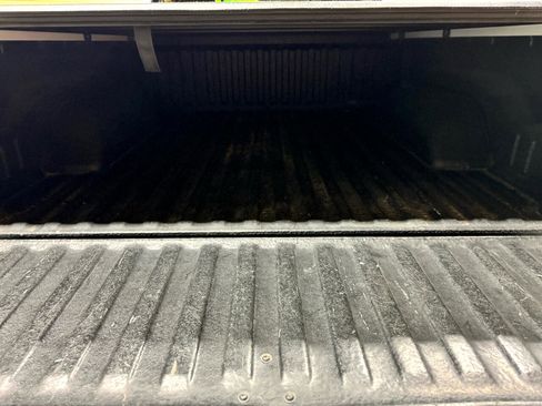 Used 2001 Dodge Ram 1500 Truck ST image 16