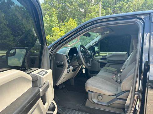 Used 2018 Ford F150 XLT AWD/4WD image 9