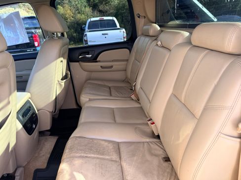 Used 2007 Chevrolet Avalanche LT w/ LT Preferred Equipment Group image 10