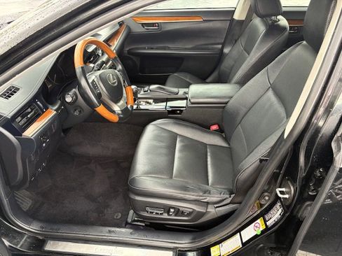 Used 2014 Lexus ES 300h image 5