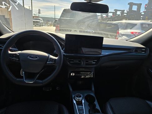 Used 2024 Ford Escape ST-Line w/ Equipment Group 301A image 17