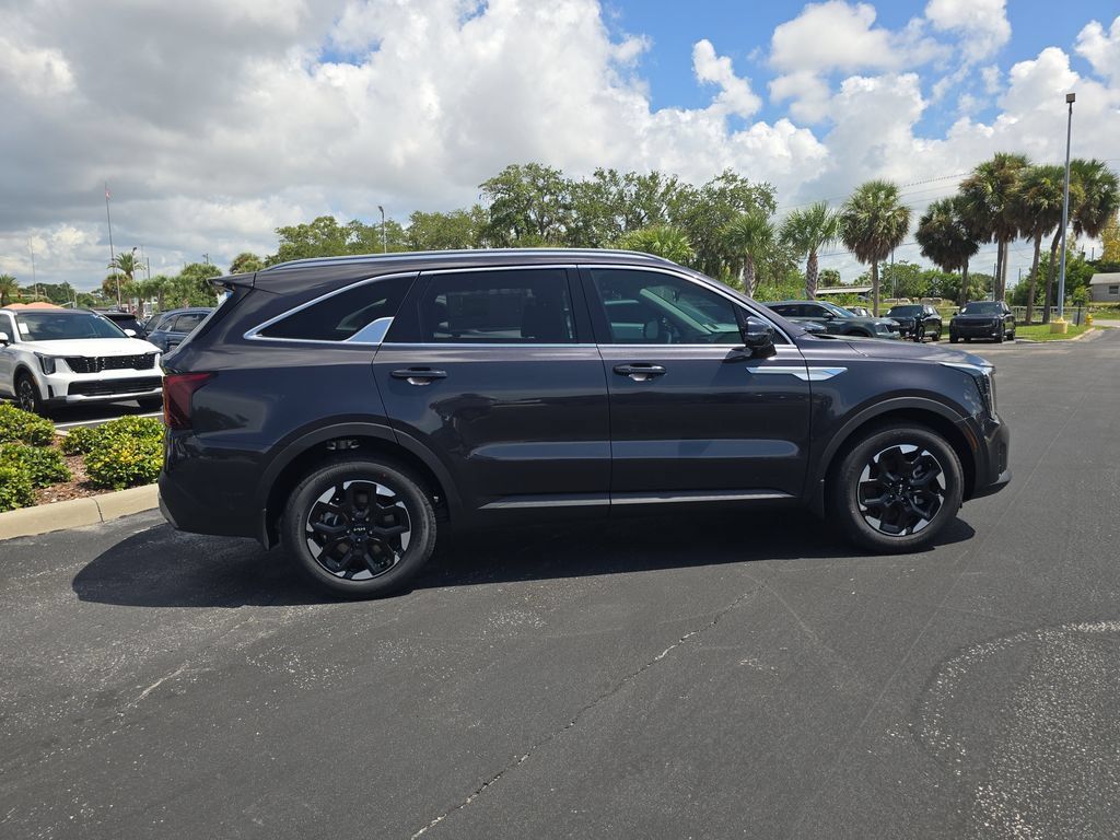 New 2026 Kia Sorento S w/ S Panoramic Sunroof Package FWD image 9