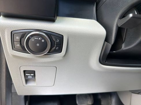 Used 2018 Ford F150 XL w/ Equipment Group 101A Mid AWD/4WD image 18