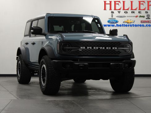Used 2023 Ford Bronco Badlands AWD/4WD image 1