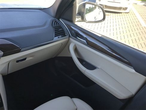 Used 2019 BMW X3 sDrive30i w/ Driving Assistance Package image 18