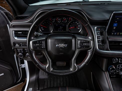 Used 2021 Chevrolet Tahoe RST w/ Luxury Package image 16