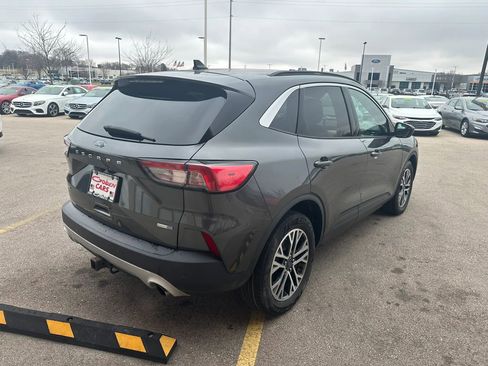 Used 2020 Ford Escape SEL image 5