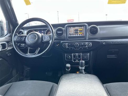 Used 2021 Jeep Wrangler Unlimited Sport image 17