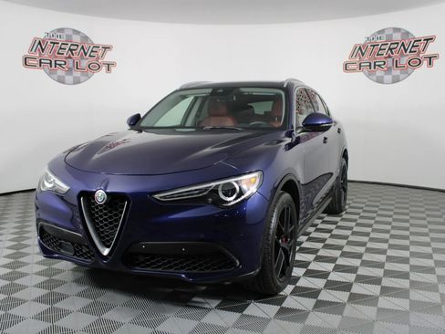 Used 2019 Alfa Romeo Stelvio Ti AWD/4WD image 3
