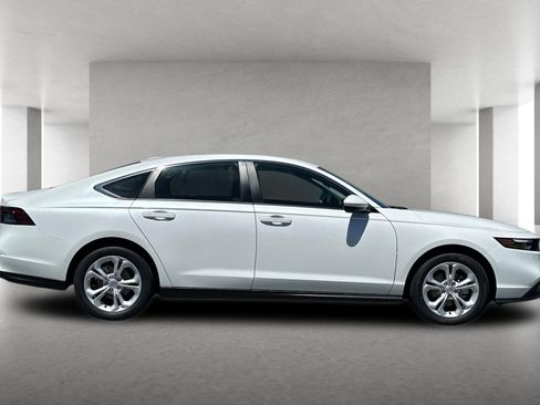 Used 2026 Honda Accord LX image 3