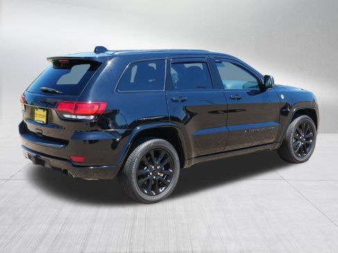 Used 2022 Jeep Grand Cherokee Laredo X AWD/4WD image 7