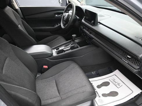Used 2025 Honda Accord LX image 26