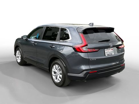 Used 2025 Honda CR-V LX image 3