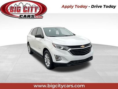 Used 2020 Chevrolet Equinox LS w/ LS Convenience Package