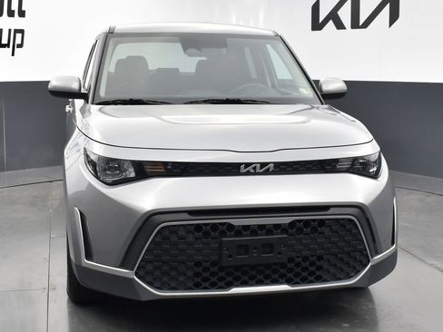 Certified 2023 Kia Soul LX w/ LX Technology Package image 8