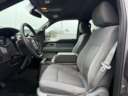 Used 2011 Ford F150 XLT w/ XLT Chrome Pkg image 2