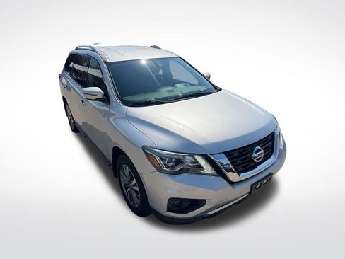 Used 2018 Nissan Pathfinder SV w/ Cargo Package image 38