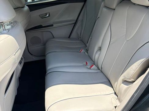 Used 2013 Toyota Venza XLE AWD/4WD image 11