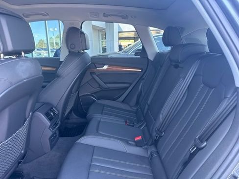 Certified 2023 Audi Q5 2.0T Premium Plus AWD/4WD image 9